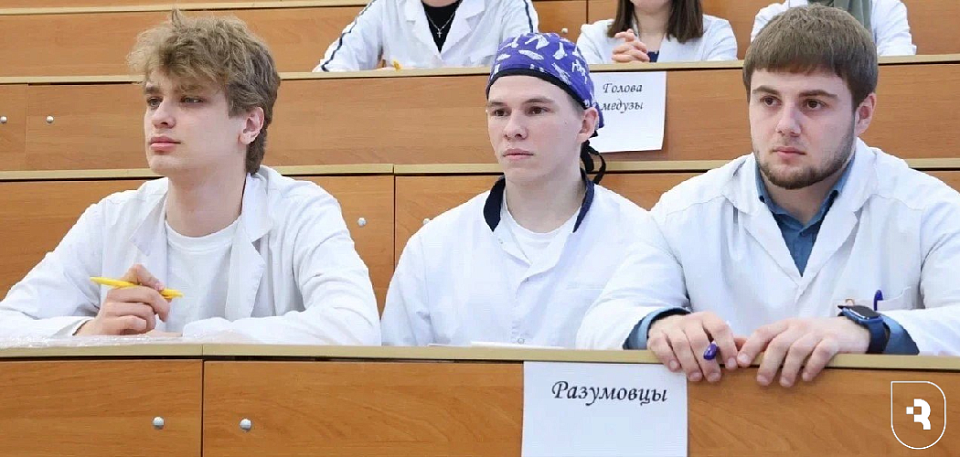 Студенты СГМУ - призеры II Сибирской Олимпиады по пропедевтике внутренних болезней