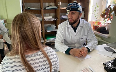 Врачи УКБ № 1 и НИИТОН провели прием пациентов Романовского района